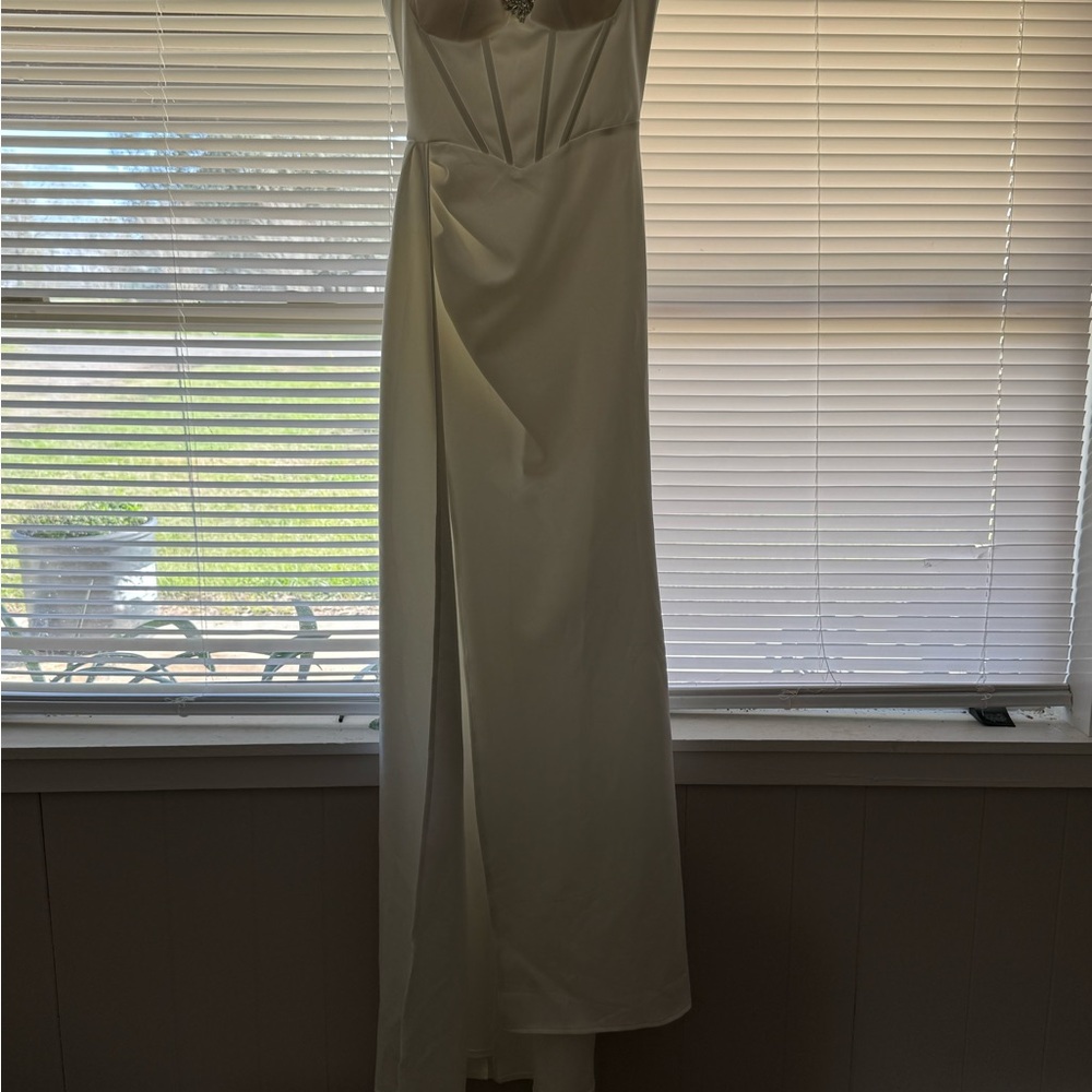 Adycw Wedding Dress w/ rhinestone neckline.
